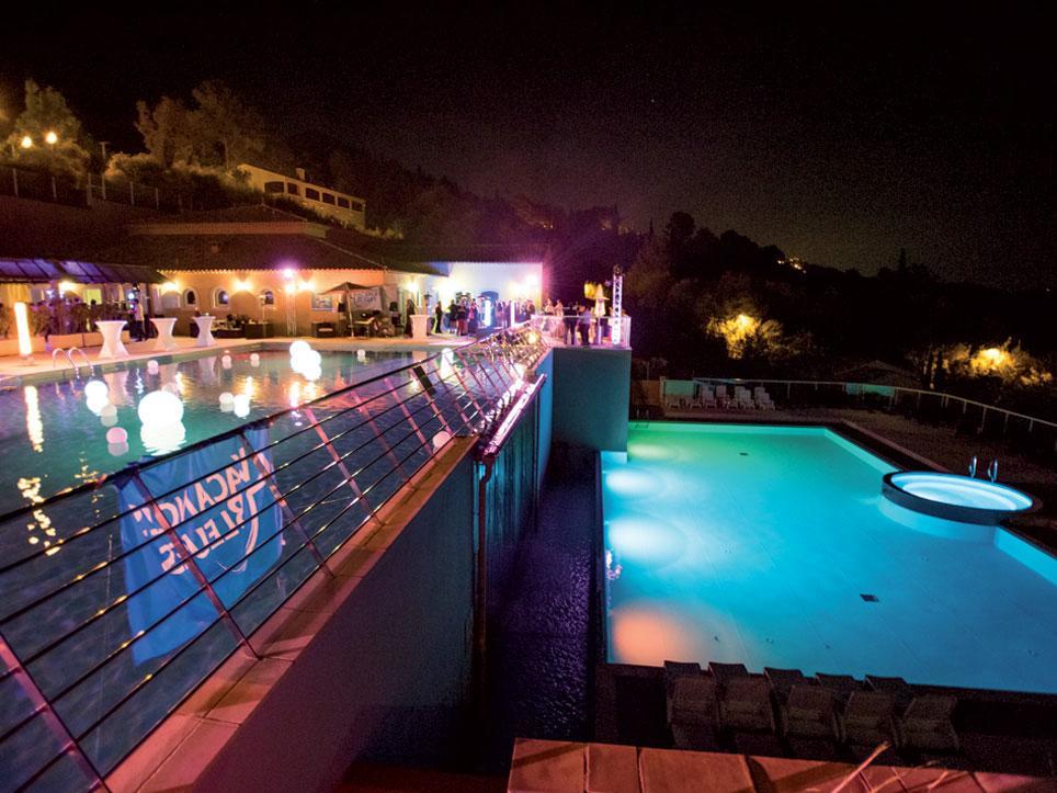 Maison Dans Resort & Spaカリアン エクステリア 写真